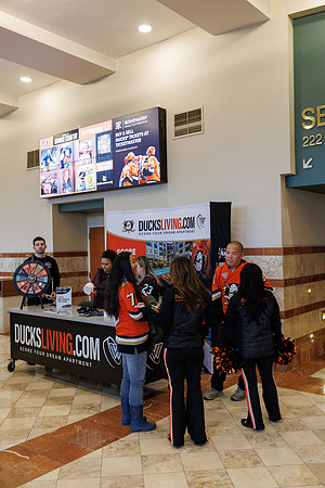 031125_ANAHEIM_DUCKS_0714