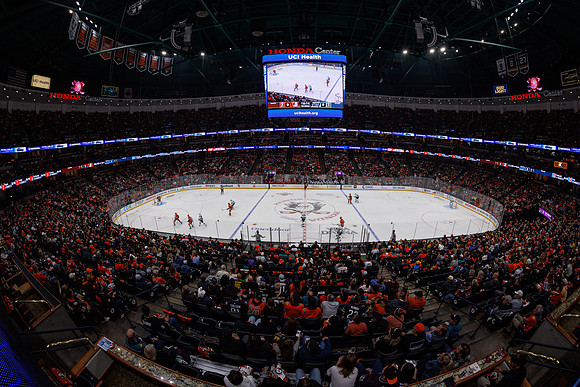 101624_ANAHEIM_DUCKS_0884