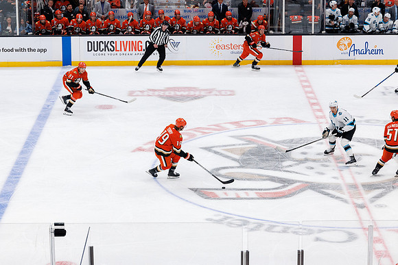 101624_ANAHEIM_DUCKS_0419