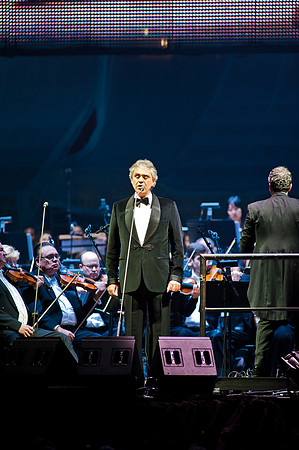 121111_Honda_Center_039