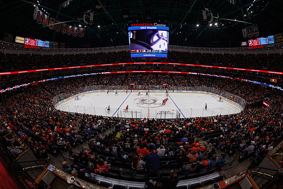 101624_ANAHEIM_DUCKS_1105