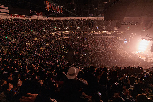 060124_HONDA_CENTER_0828