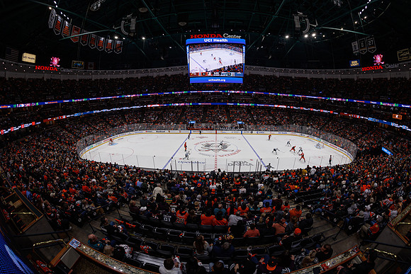 101624_ANAHEIM_DUCKS_0948
