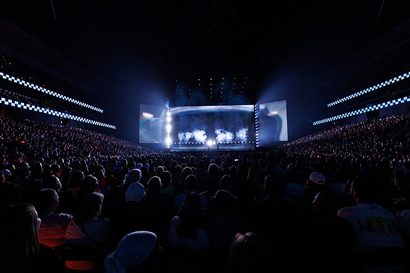 080924_HONDA_CENTER_0135