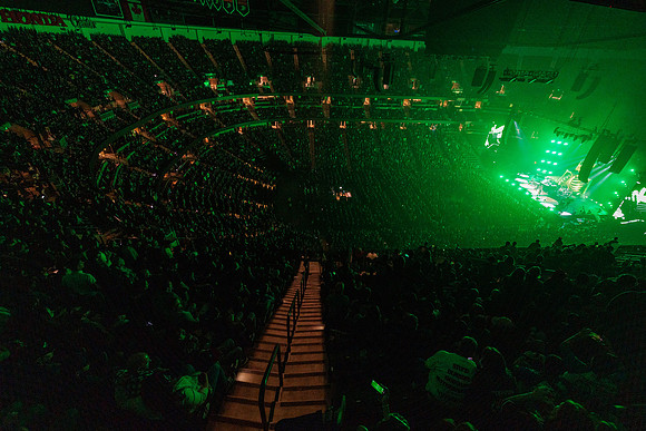 060124_HONDA_CENTER_0804