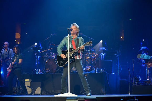 100913_HONDA_CENTER_0020