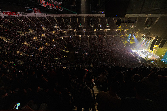 060124_HONDA_CENTER_0833