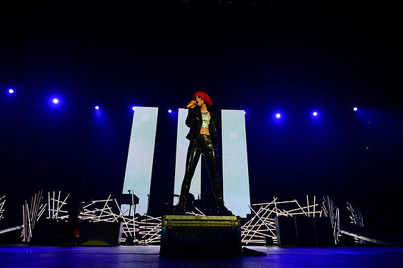 101913_HONDA_CENTER_0212