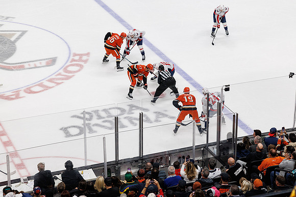 031125_ANAHEIM_DUCKS_1603