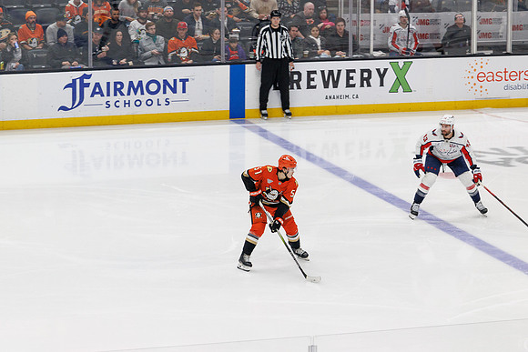 031125_ANAHEIM_DUCKS_1210