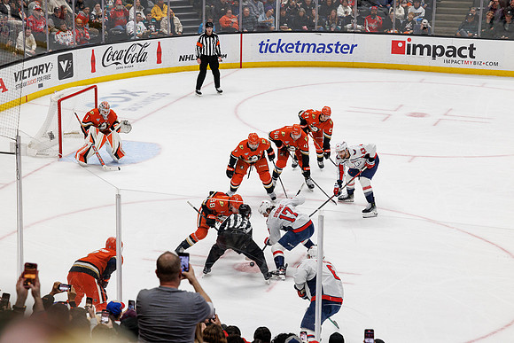 031125_ANAHEIM_DUCKS_1054