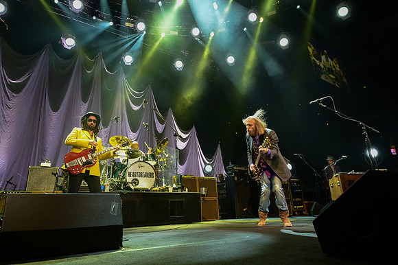 100714_HONDA_CENTER_0210