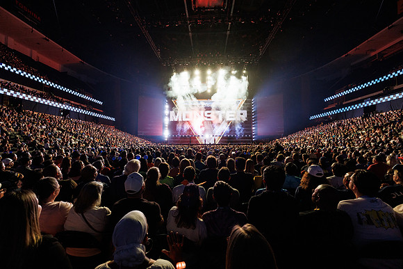 080924_HONDA_CENTER_0138