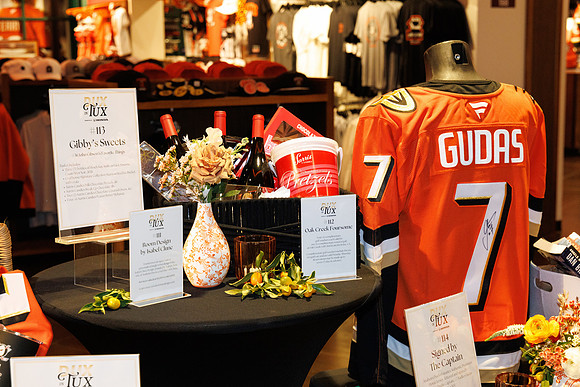 020625_ANAHEIM_DUCKS_021