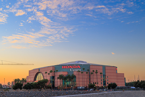 100524_HONDA_CENTER_0038