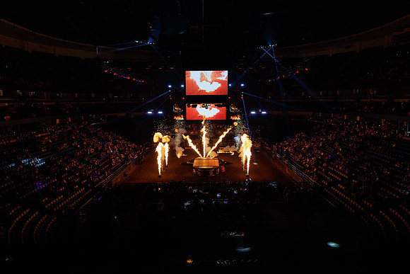 090725_HONDA_CENTER_001
