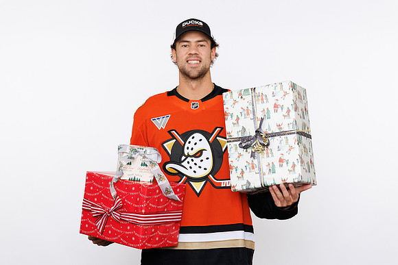 091125_ANAHEIM_DUCKS_012