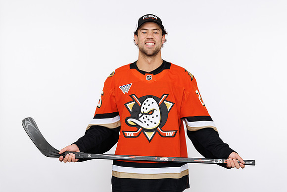 091125_ANAHEIM_DUCKS_020