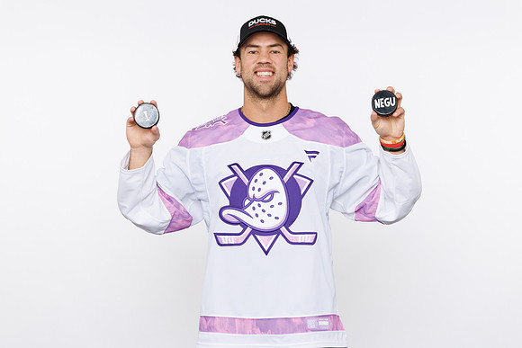 091125_ANAHEIM_DUCKS_032