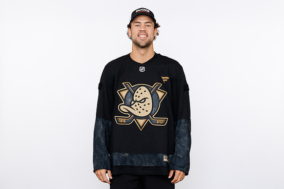 091125_ANAHEIM_DUCKS_045