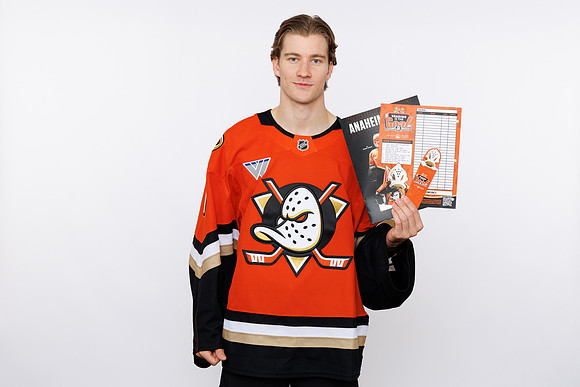 091125_ANAHEIM_DUCKS_112