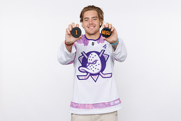 091125_ANAHEIM_DUCKS_175