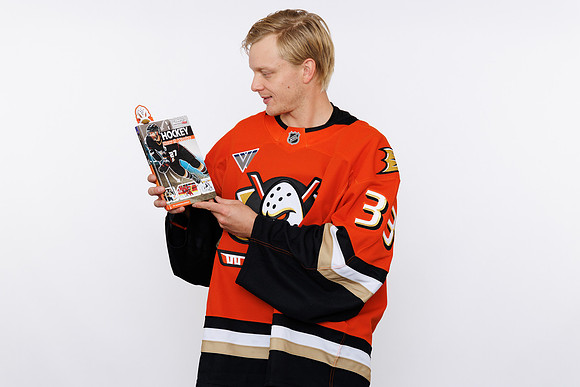 091125_ANAHEIM_DUCKS_283