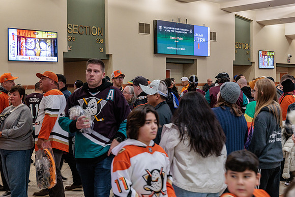 101425_ANAHEIM_DUCKS_088