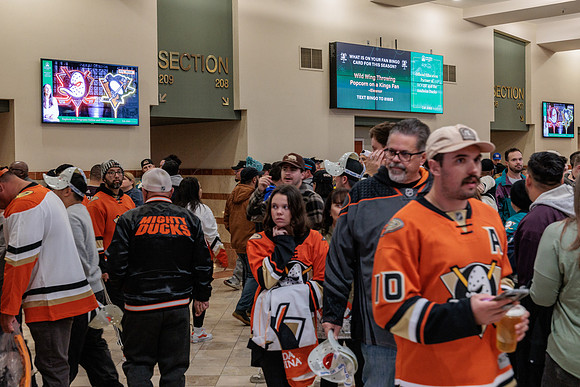 101425_ANAHEIM_DUCKS_091