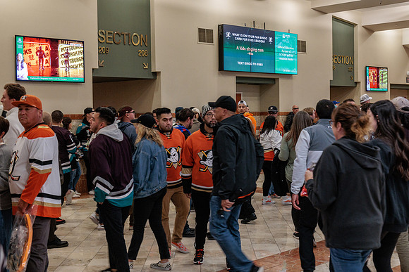 101425_ANAHEIM_DUCKS_092