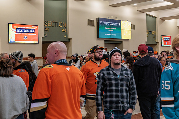 101425_ANAHEIM_DUCKS_099