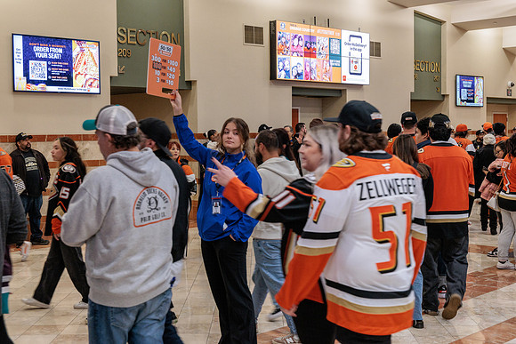 101425_ANAHEIM_DUCKS_191
