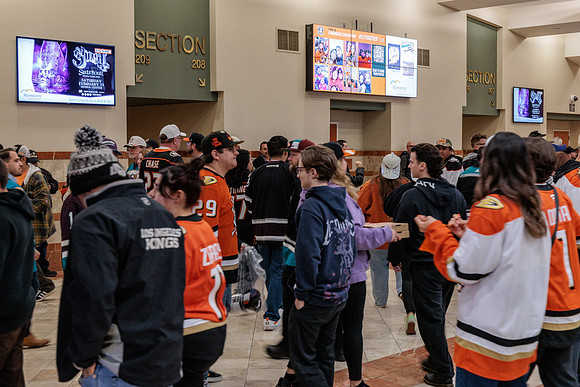 101425_ANAHEIM_DUCKS_207