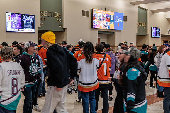 101425_ANAHEIM_DUCKS_209