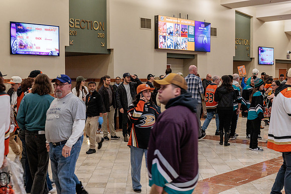 101425_ANAHEIM_DUCKS_215