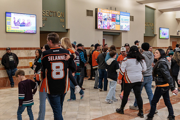 101425_ANAHEIM_DUCKS_219