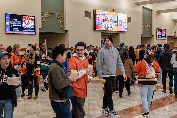 101425_ANAHEIM_DUCKS_222