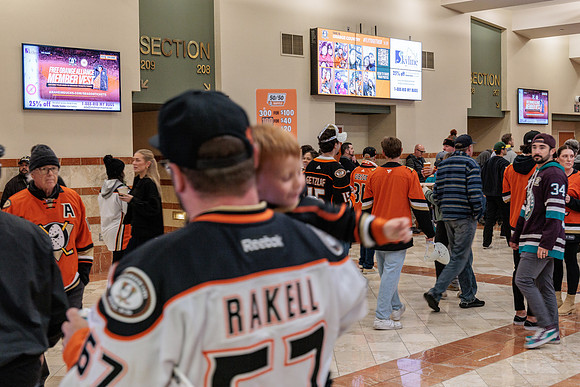101425_ANAHEIM_DUCKS_225