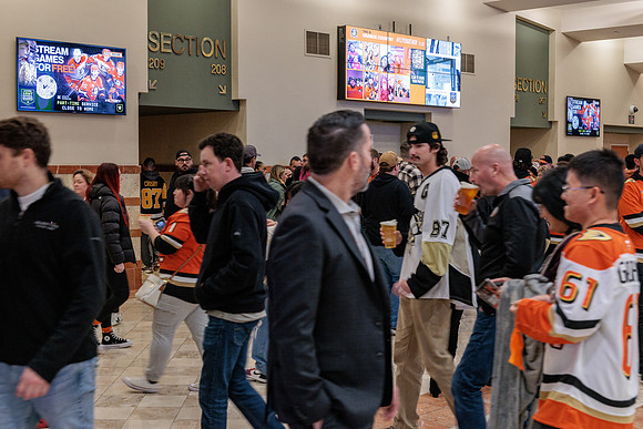 101425_ANAHEIM_DUCKS_238