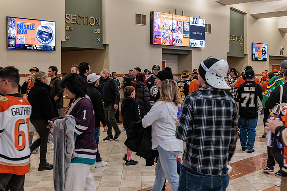 101425_ANAHEIM_DUCKS_240