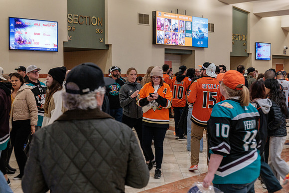 101425_ANAHEIM_DUCKS_244