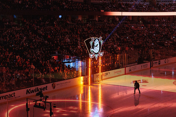 101425_ANAHEIM_DUCKS_283
