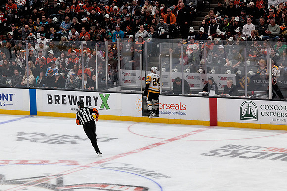 101425_ANAHEIM_DUCKS_301
