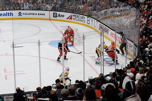 101425_ANAHEIM_DUCKS_315
