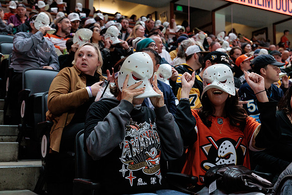 101425_ANAHEIM_DUCKS_418
