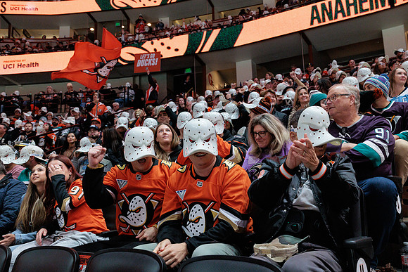 101425_ANAHEIM_DUCKS_421