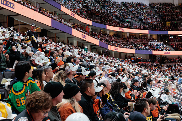 101425_ANAHEIM_DUCKS_433