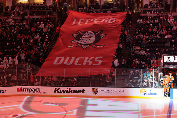 101425_ANAHEIM_DUCKS_513