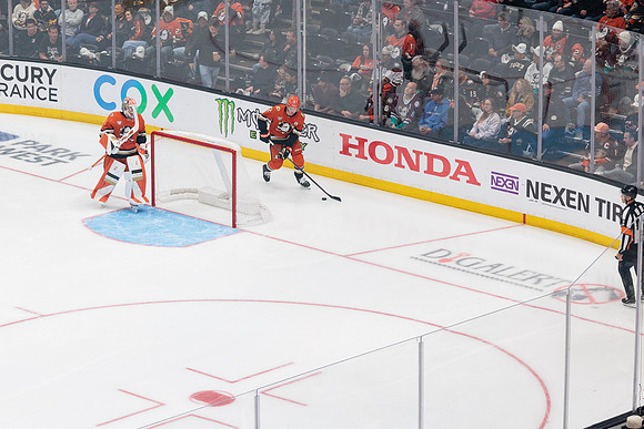101425_ANAHEIM_DUCKS_537