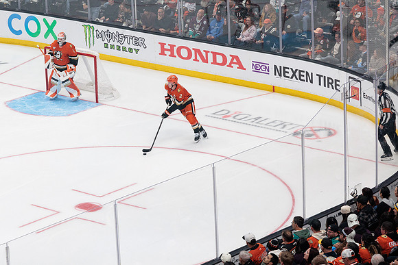 101425_ANAHEIM_DUCKS_540